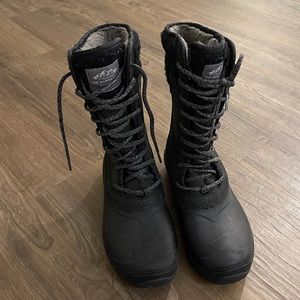Barely Worn North Face Snow Boots
